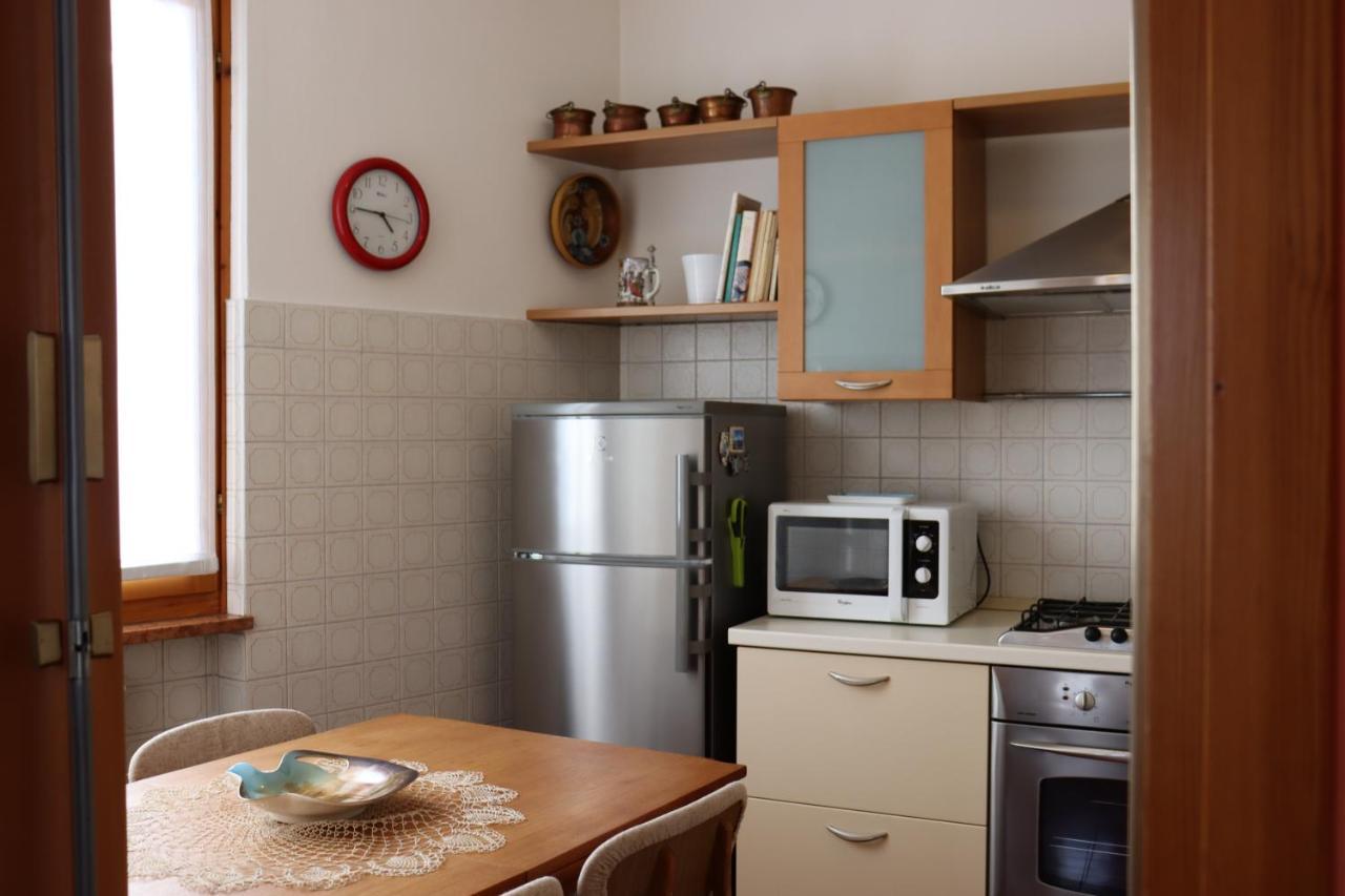 Monika Holiday 88 Astro Sul Garda กอสเตร์มาโน ภายนอก รูปภาพ