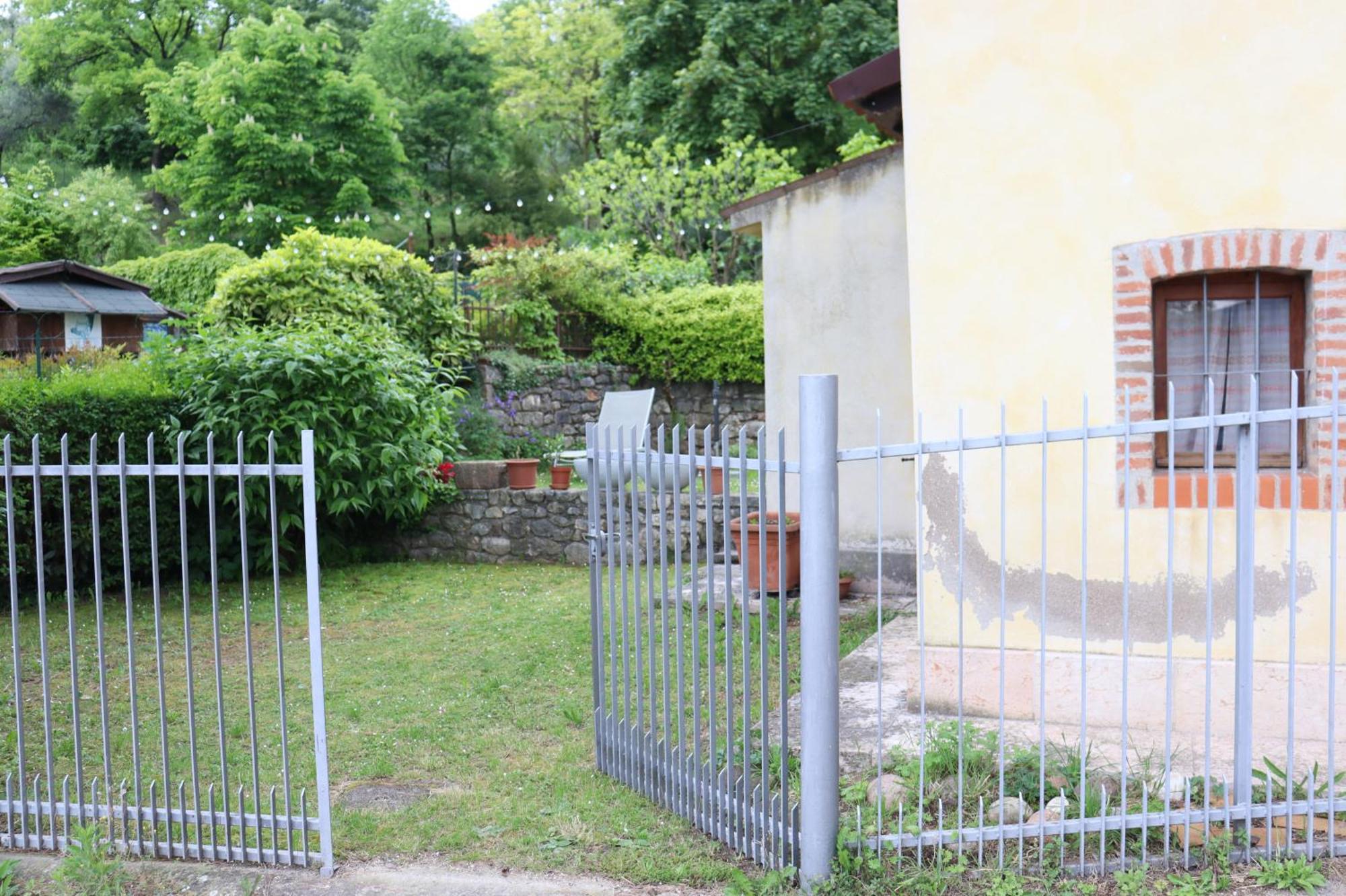 Monika Holiday 88 Astro Sul Garda กอสเตร์มาโน ภายนอก รูปภาพ
